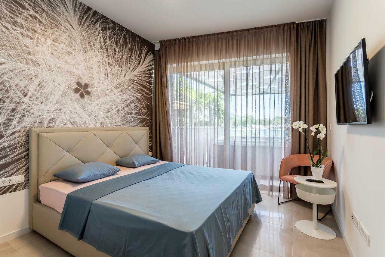 Luxury Apartment With Hot Tub Omiš Exterior foto