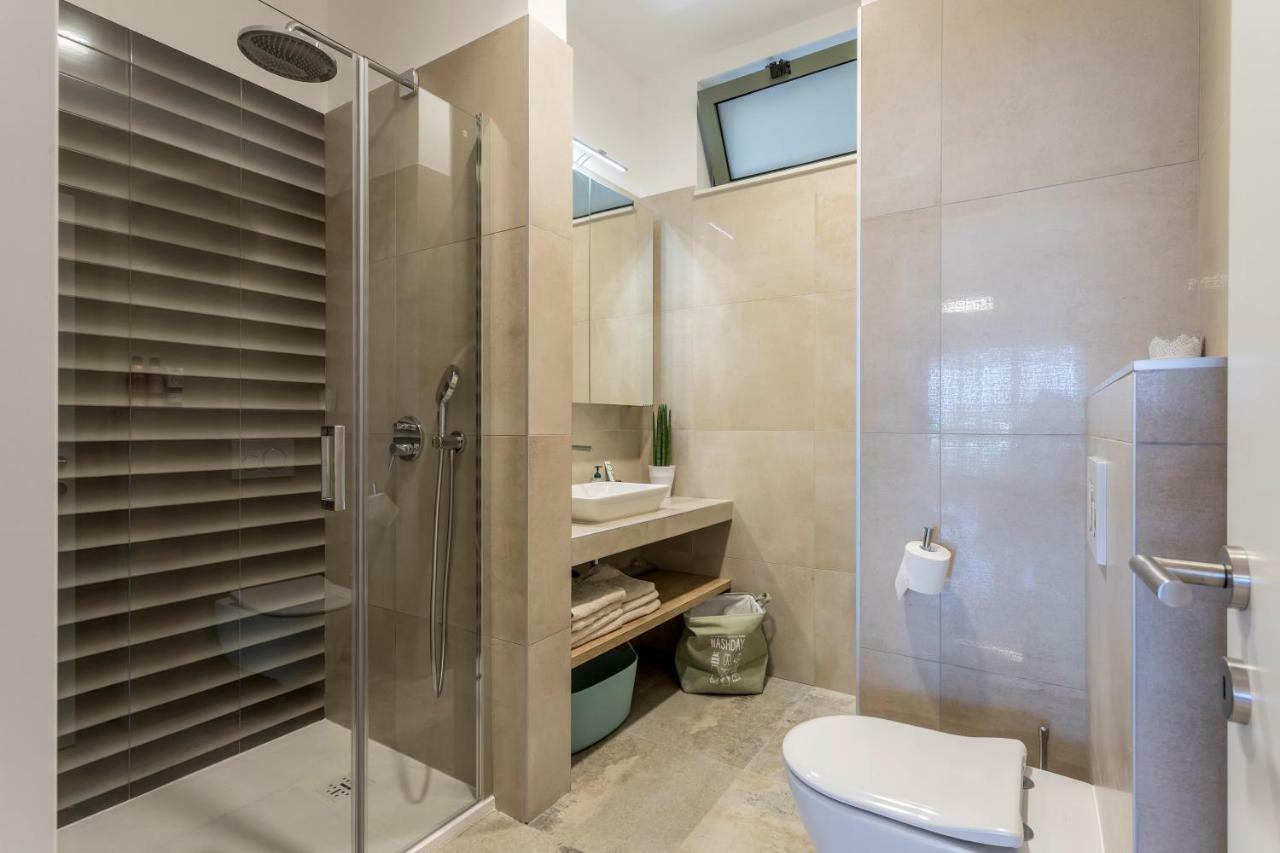 Luxury Apartment With Hot Tub Omiš Exterior foto